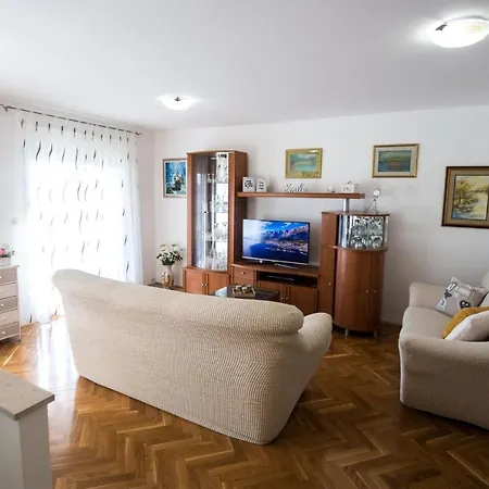 Lmd Appartement Makarska